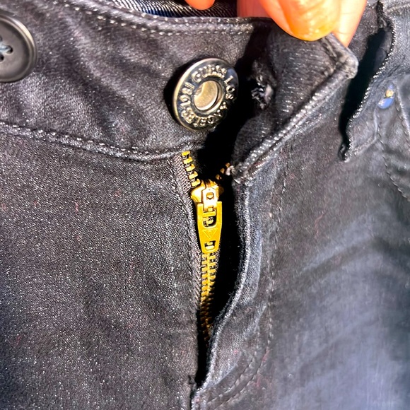 Size 29 Guess Skinny Jeans with Long Golden Zipper Back Legs - Picture 10 of 14